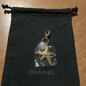 CHANEL VIP GWP Gold Star Charm Pendant - Women Accessories